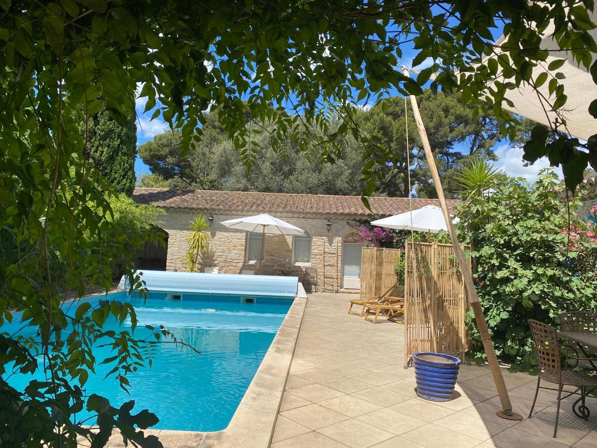 Le Patio Aux Oiseaux Acomodação com café da manhã La Ciotat Exterior foto